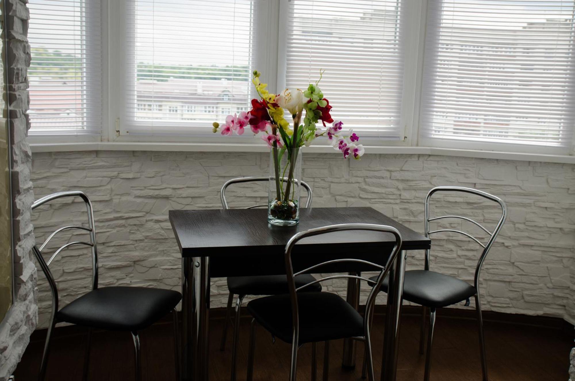 Babylon Apartment On Bukovinskaya Street Rivne Ngoại thất bức ảnh