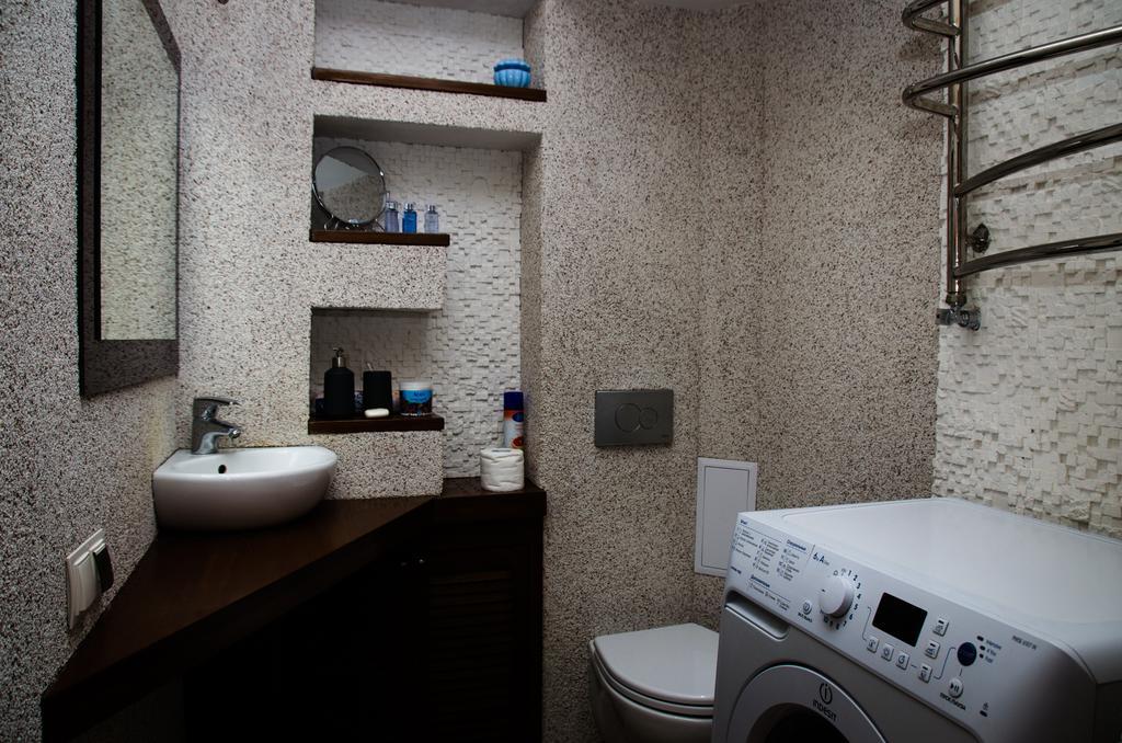 Babylon Apartment On Bukovinskaya Street Rivne Ngoại thất bức ảnh