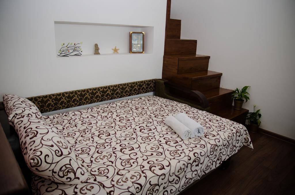Babylon Apartment On Bukovinskaya Street Rivne Ngoại thất bức ảnh